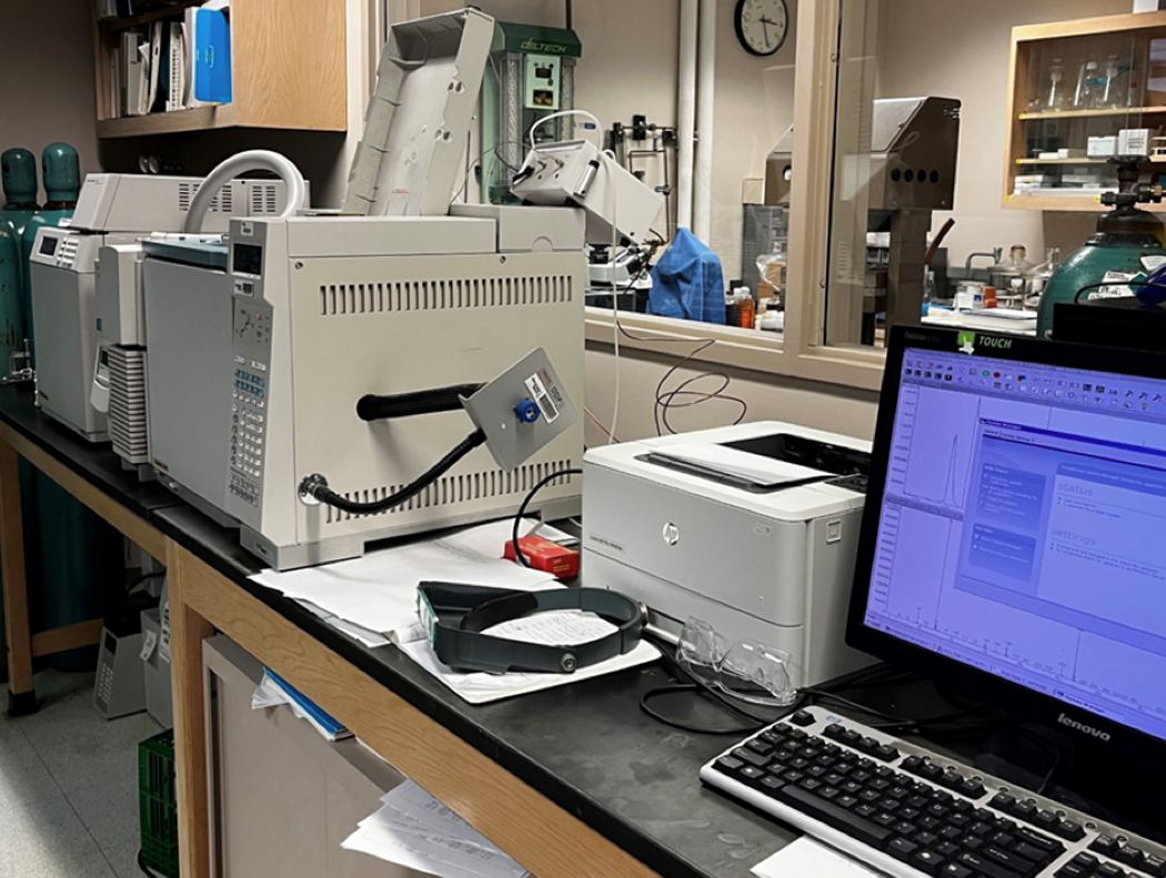 GC/MS System with Head-Space Injector (5973 MSD/G1888 Headspace Sampler)