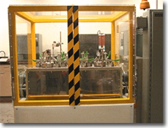 Multi-unit digester with 6 one-liter vessels and individual electric heaters